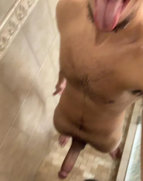 31M - Los Angeles - Hung Puerto Rican Bull by TrophyPants9