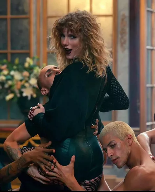 31M4A- bi bud wants to chat about getting fucked for Tay. by subslutben