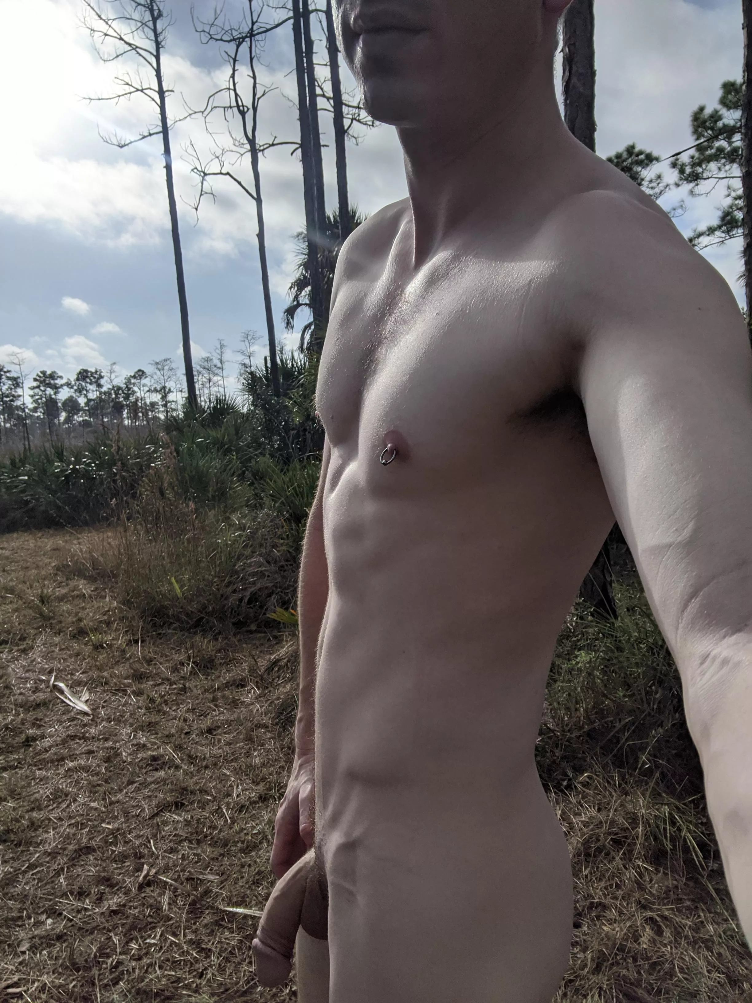 32, 155lb, 5'11 nude in nature posted by mystickeeperz2