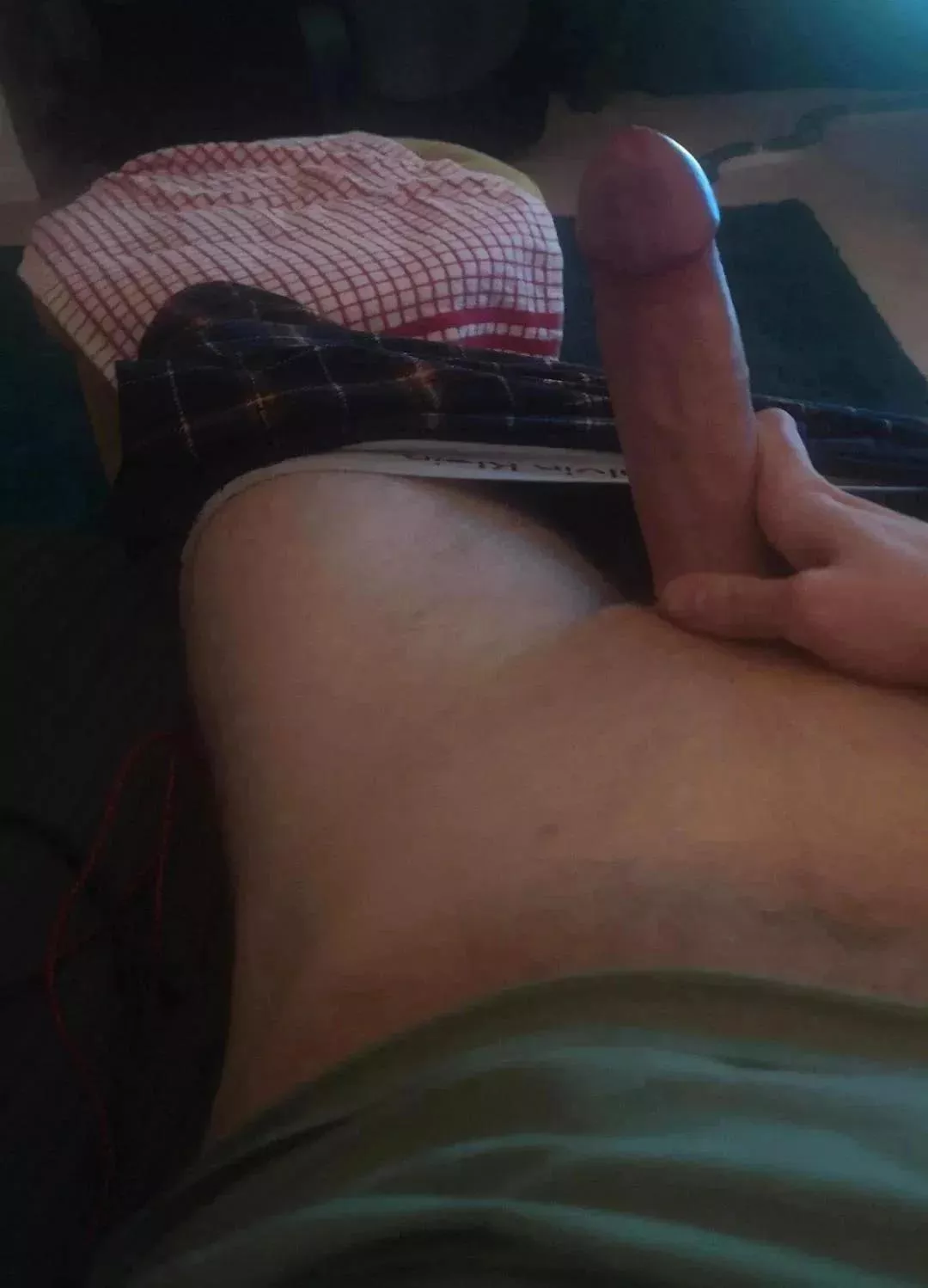 32 Ever sucked on some thick Scottish cock? posted by _floatinginspace_