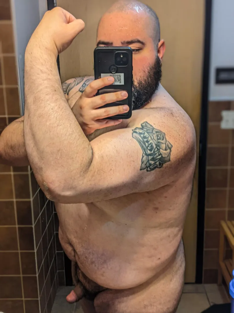 [32] Had a great workout! posted by Chewie07
