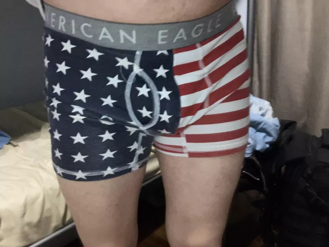 32 Queer NB. Who wants to pull my boxers off of me? by alexramseyx