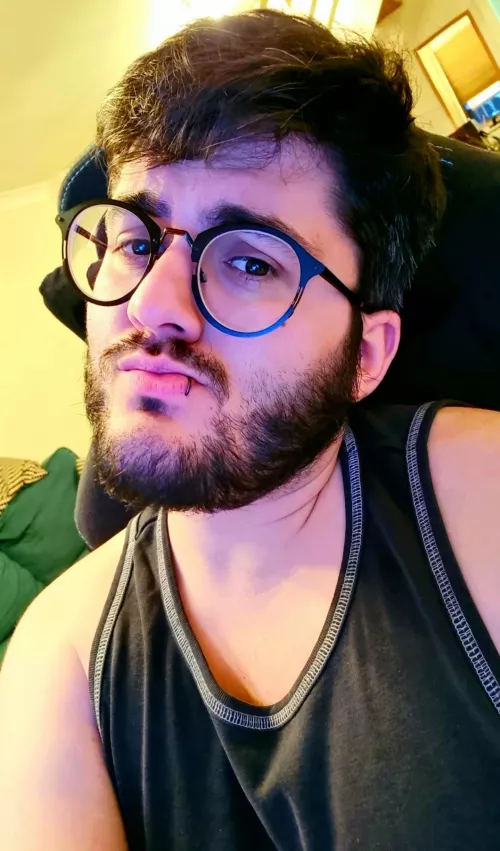 32 UK - Sundays are for feeling hungover and sorry for yourself right? I can even see some greys coming through... 😅😝 by greattimeshere