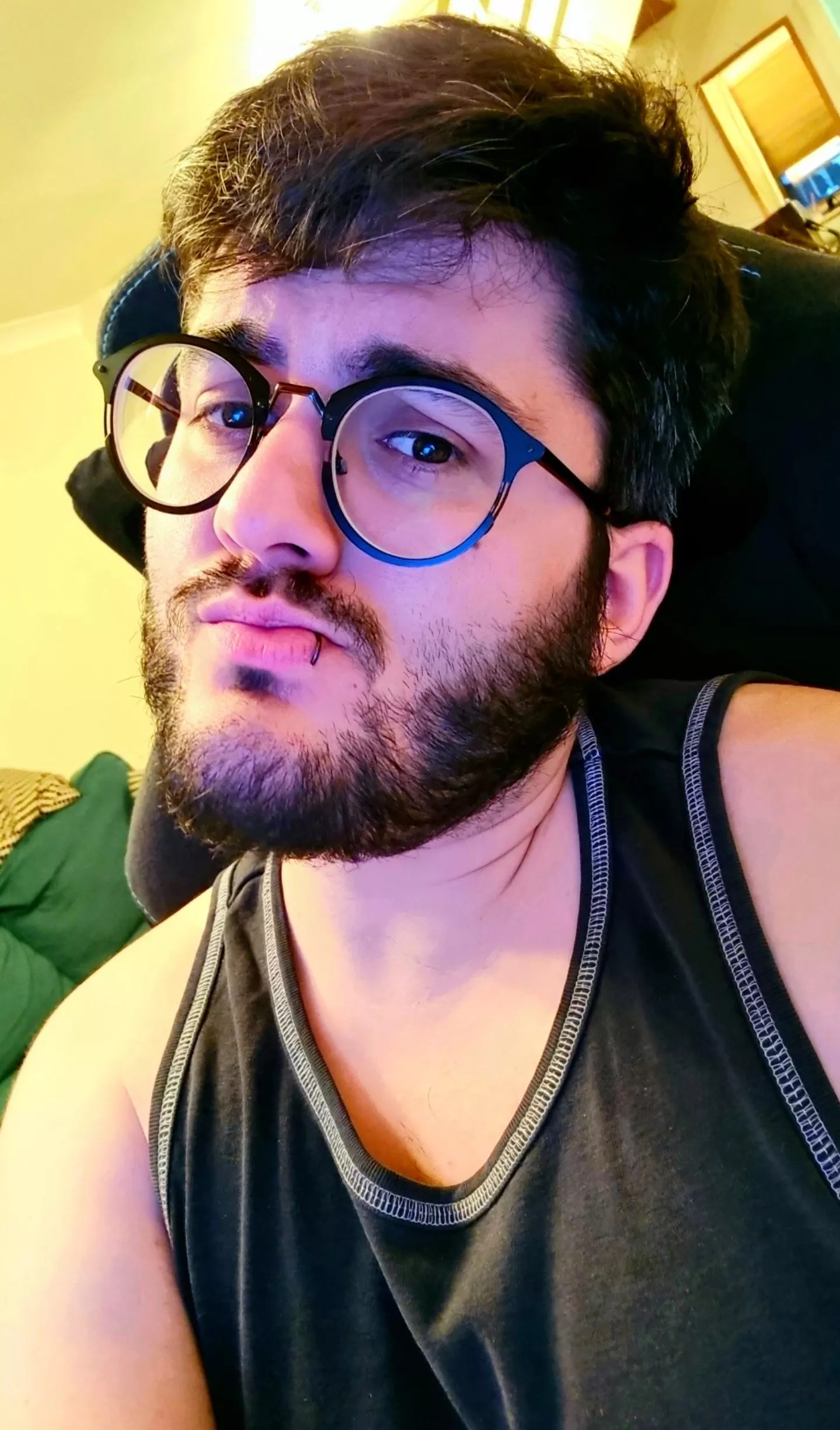 32 UK - Sundays are for feeling hungover and sorry for yourself right? I can even see some greys coming through... 😅😝 posted by greattimeshere