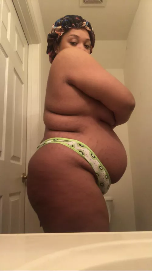 32 weeks by Killakoochie