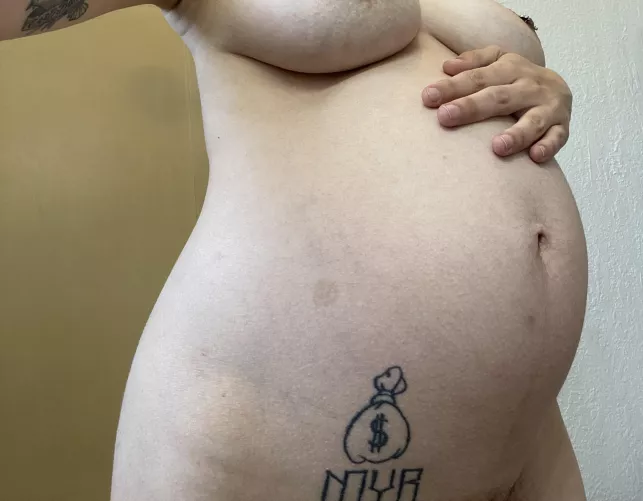 32 weeks and soooo tired ❤️ by realtrillijuana