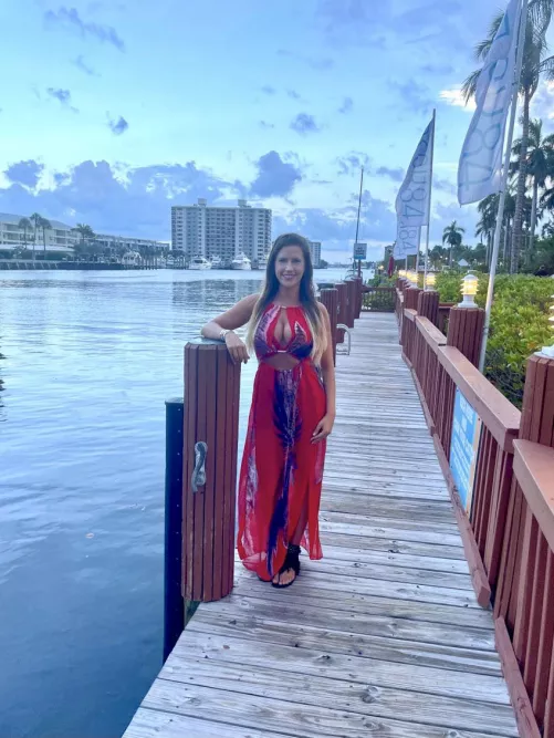 32F by _SunshineAndTanlines