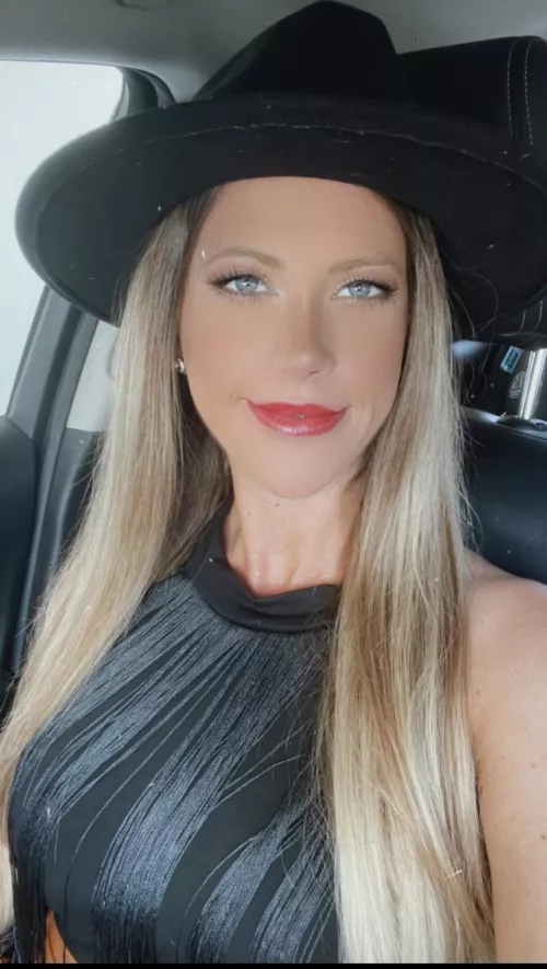 32F milf x2 by _SunshineAndTanlines