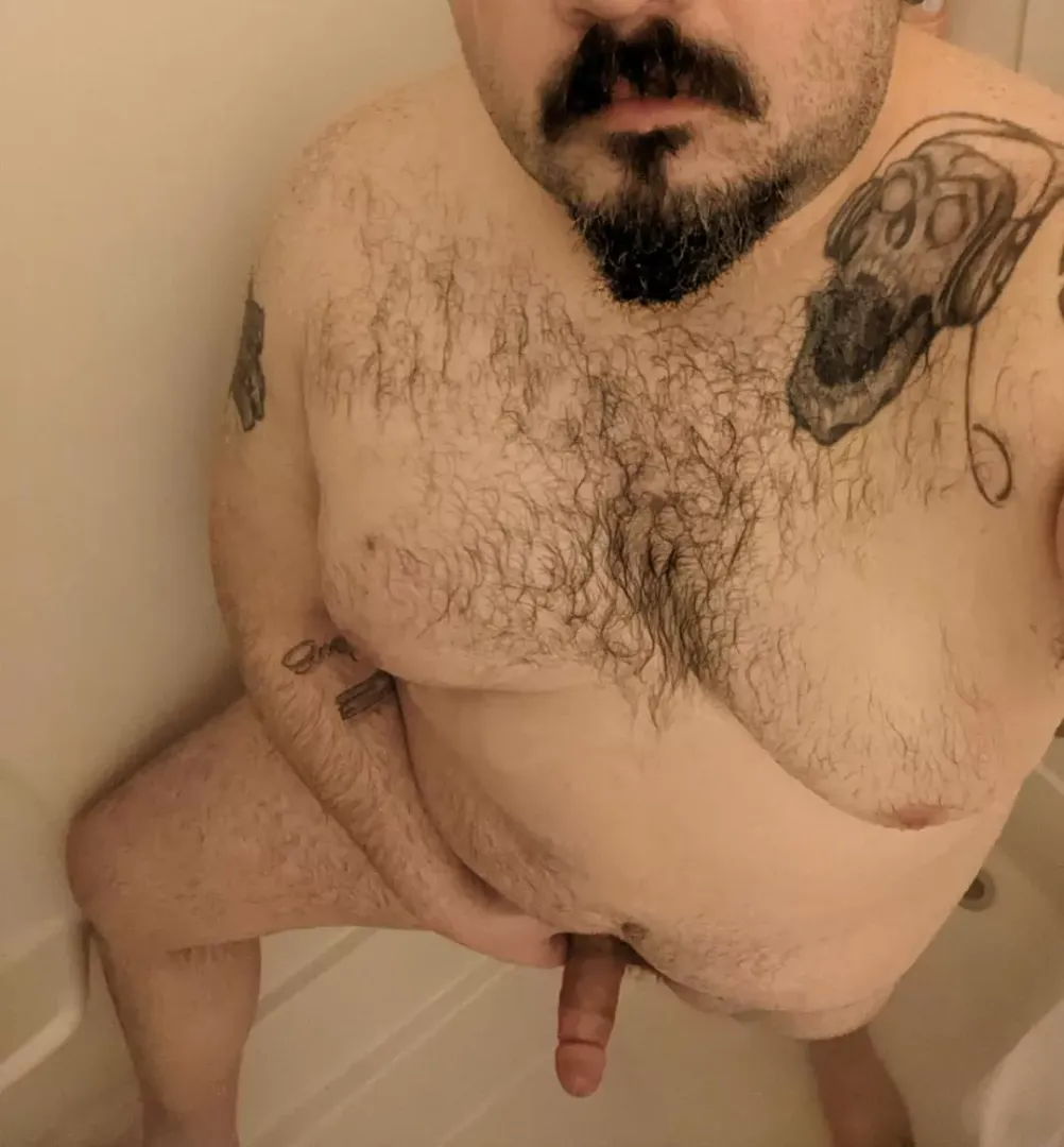 [32M] Quick shower after the gym posted by Chewie07