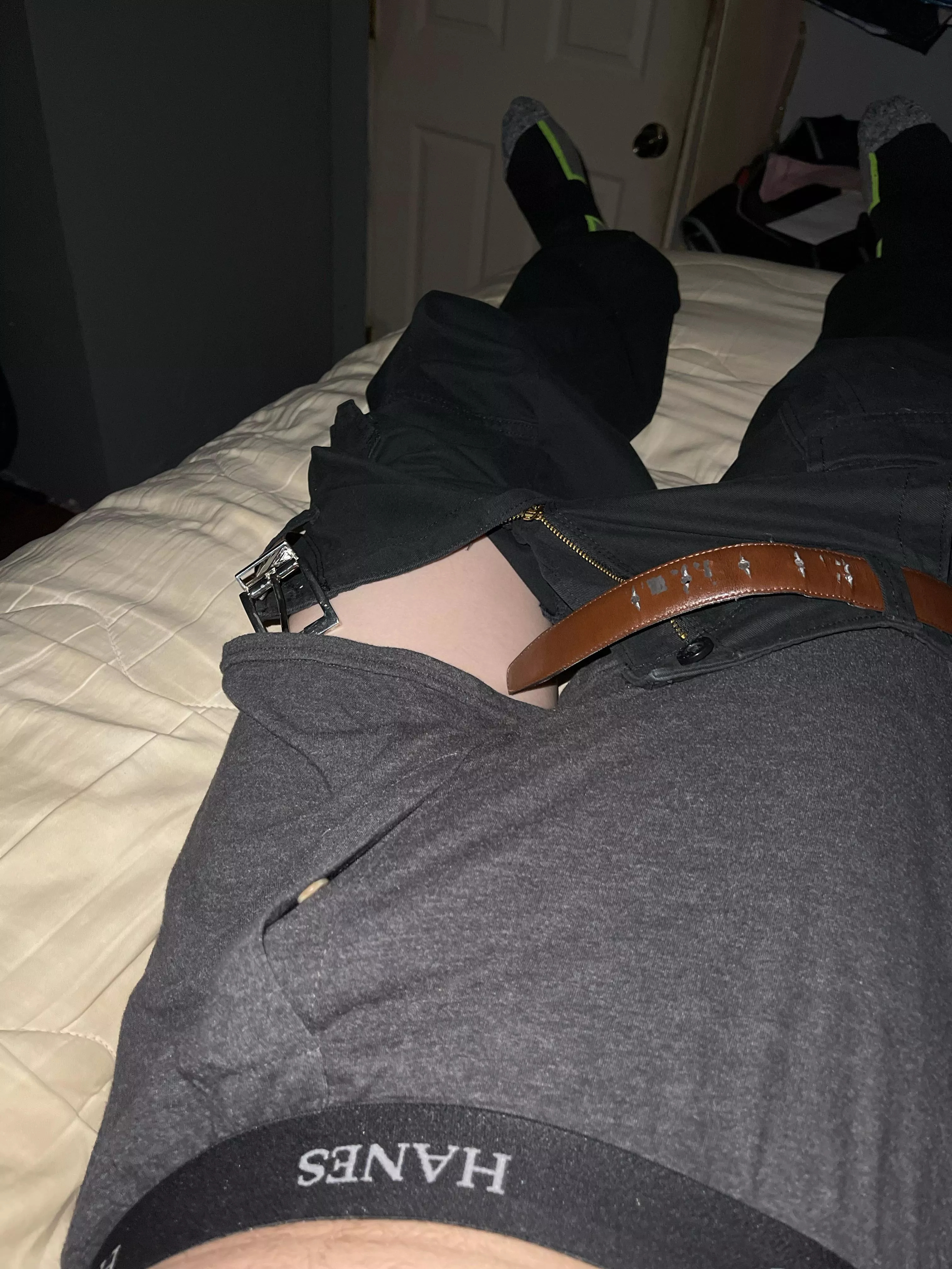 32M who wants to have some fun tonight posted by daveb1234567