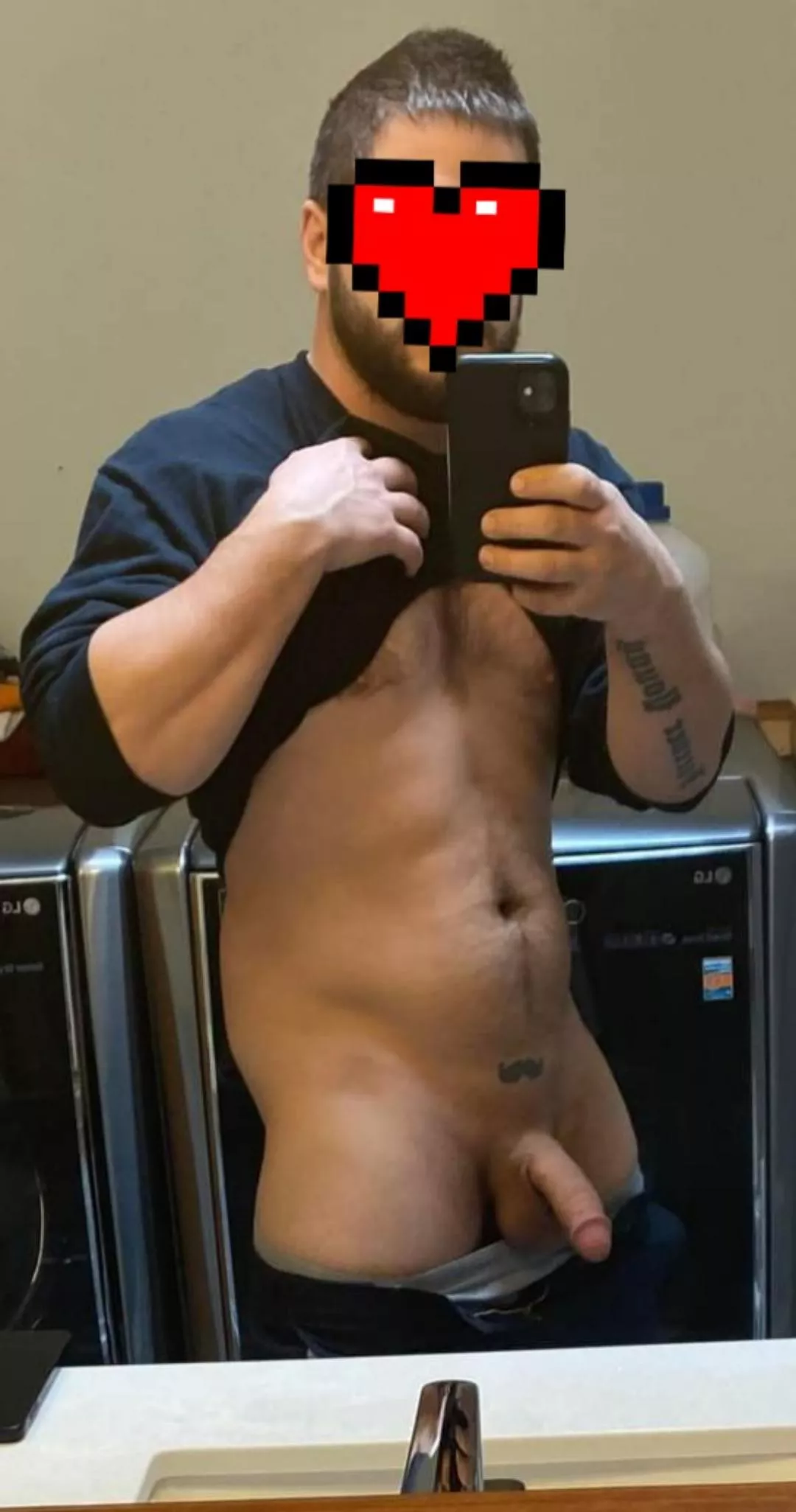 [33] Average Dadbod Bro. posted by WTF_1_2_3