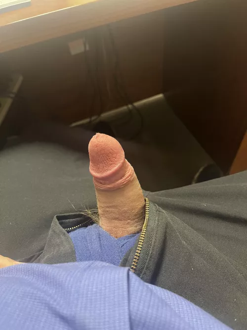 (34) Bored at work, anyone wanna have fun? by uniformality