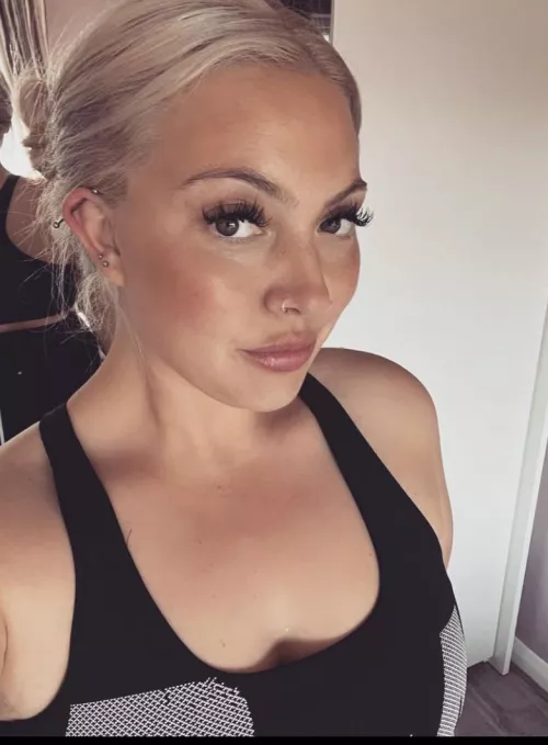 [34] what do you think? ☺️ by MomFrankie