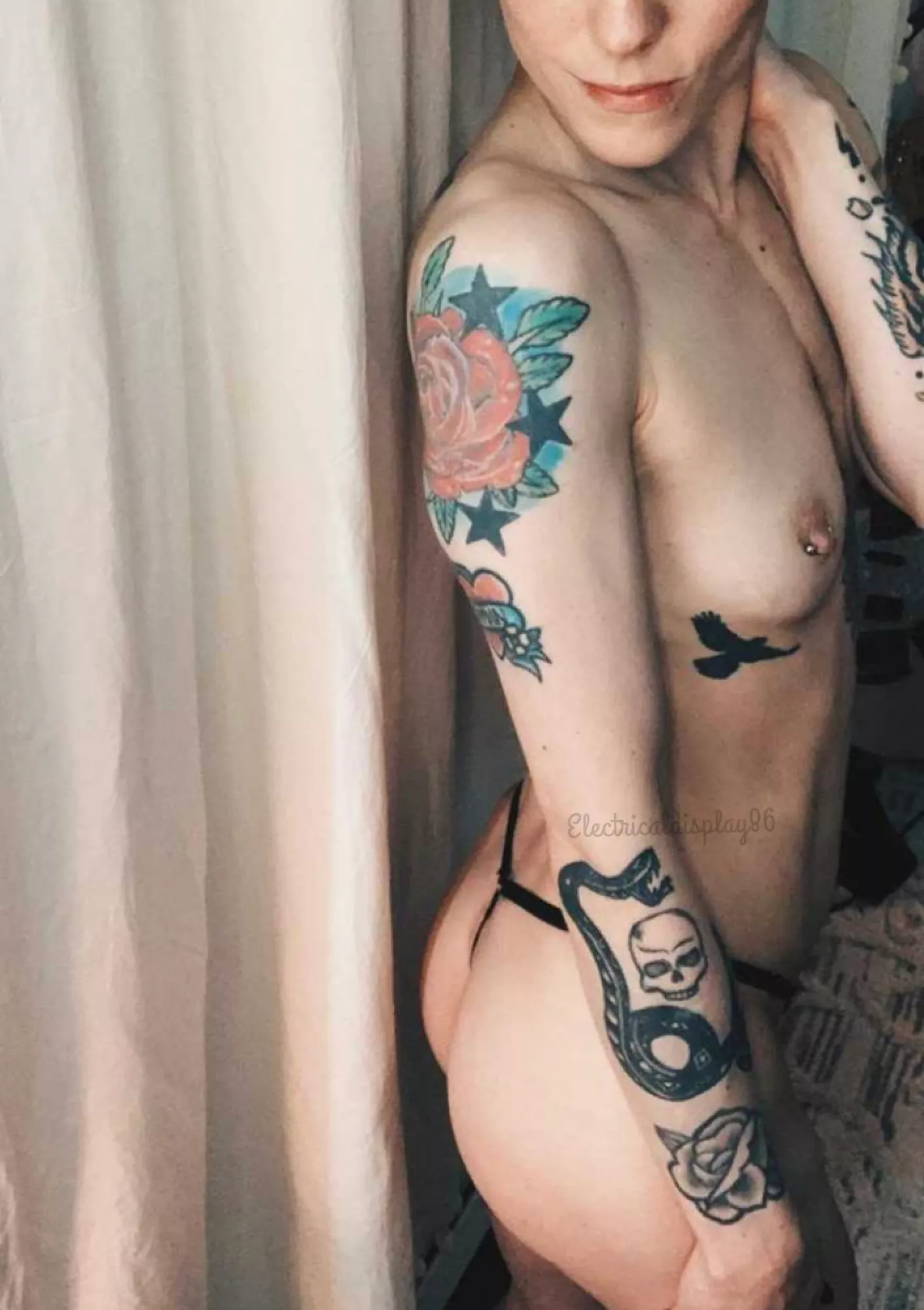 35 and still showing off posted by ElectricalDisplay86