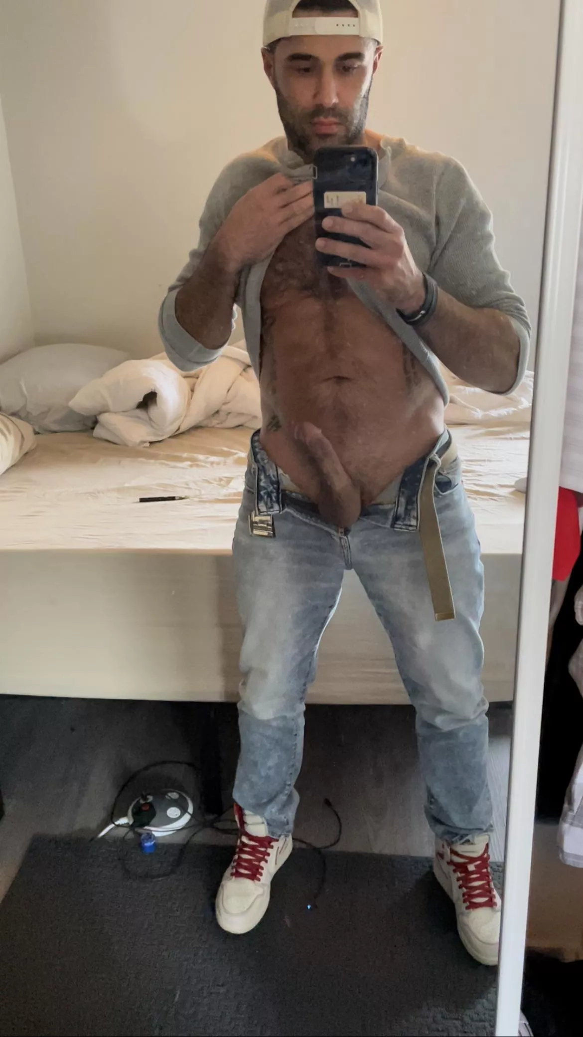 [35] Happy Tuesday posted by OkReflection8467