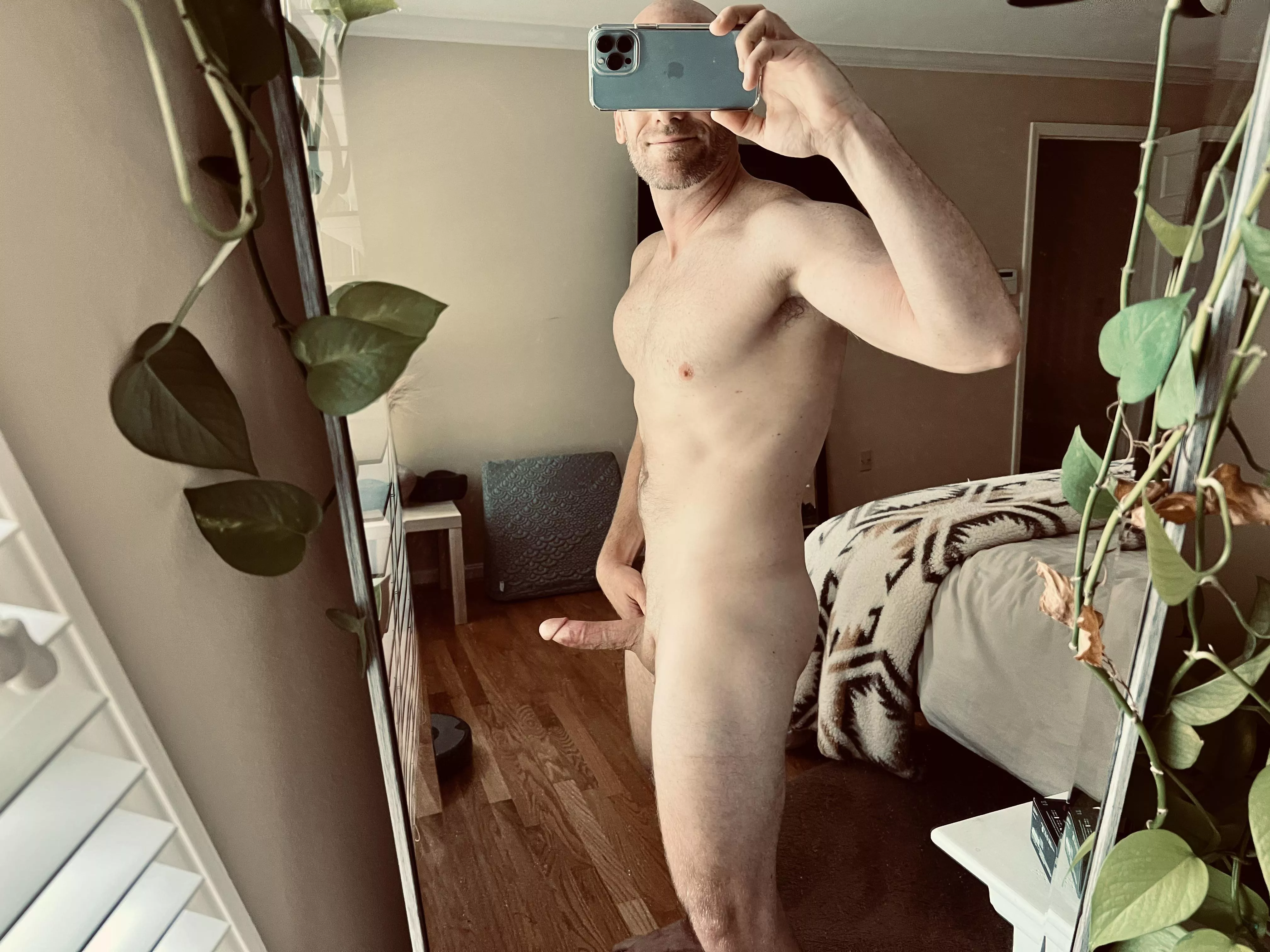 [35] I’m easy like Sunday morning posted by Casualcouple69