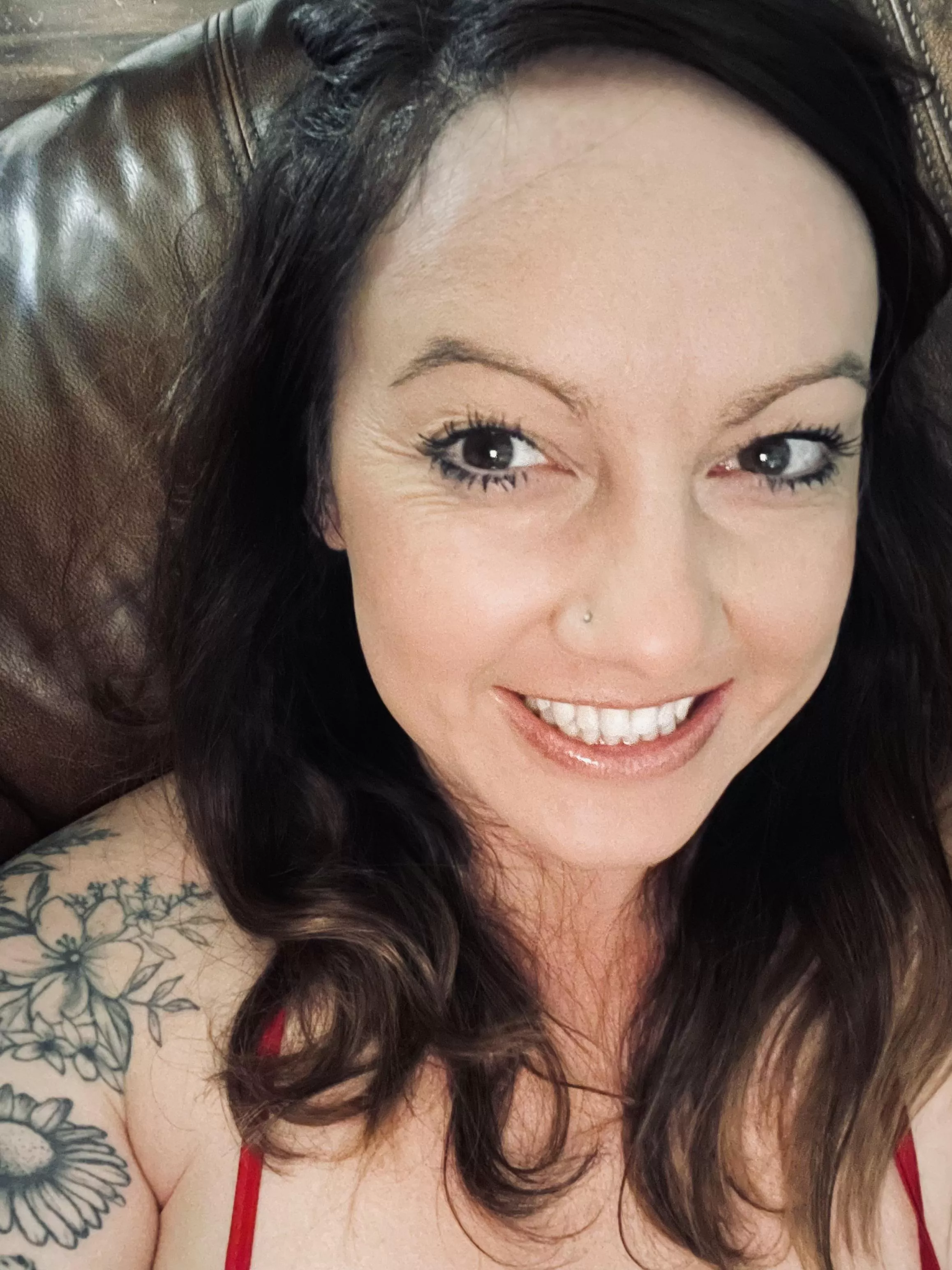 36 year old mama 🖤🥰 posted by LilAndi24