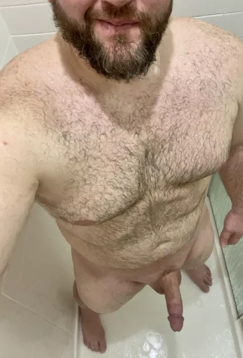 [38] hotel showers hit different by istrokealot