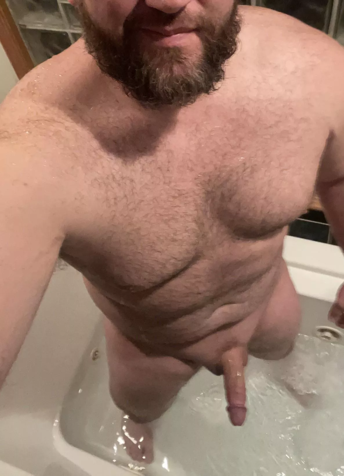 [38] I enjoy the jet tub more than I’d like to admit 😏 posted by istrokealot
