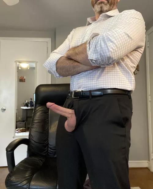 (38) I have a standing desk. I need a kneeling assistant. by PennyKowers32