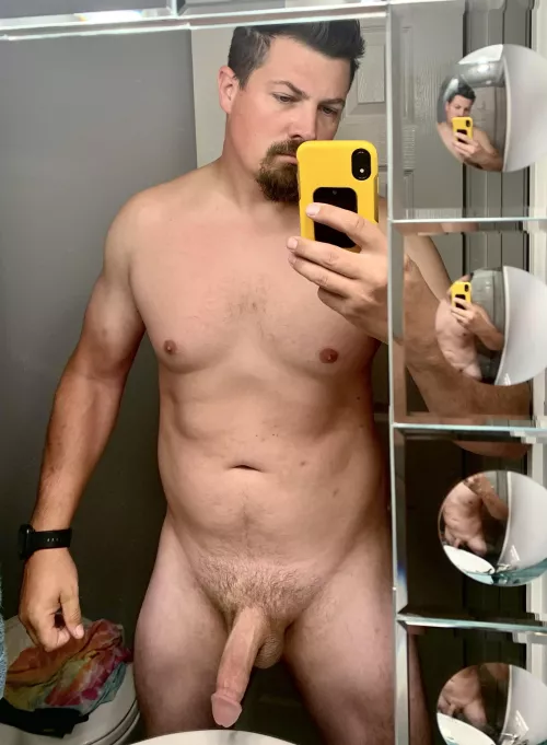 [38] tryin to get some love for the dadbod by chestandbacksplit19