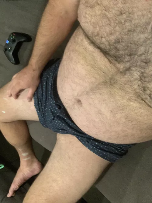 38m need a wank buddy by beast2315