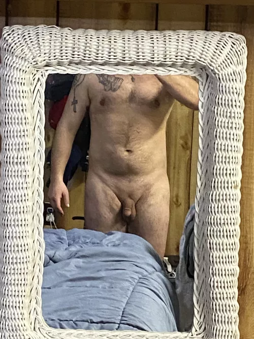 39 6’ 210. Really starting to feel good about weight loss/muscle addition by Spankyhardslick