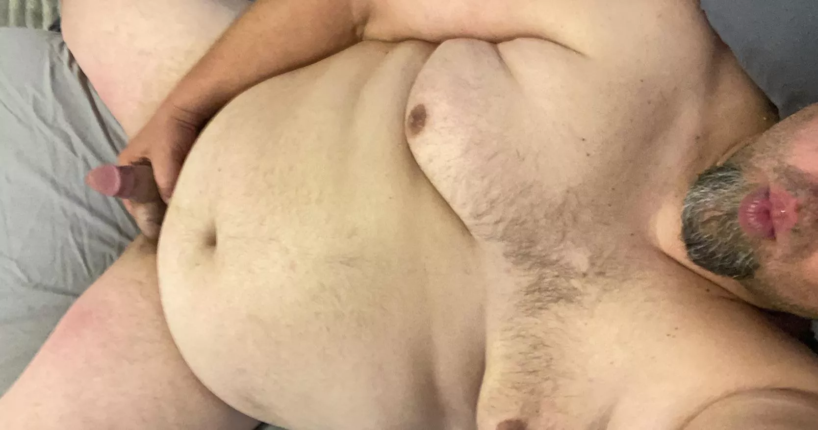 39 chub. Looking to chat. HMU posted by Hairy-Profession-796
