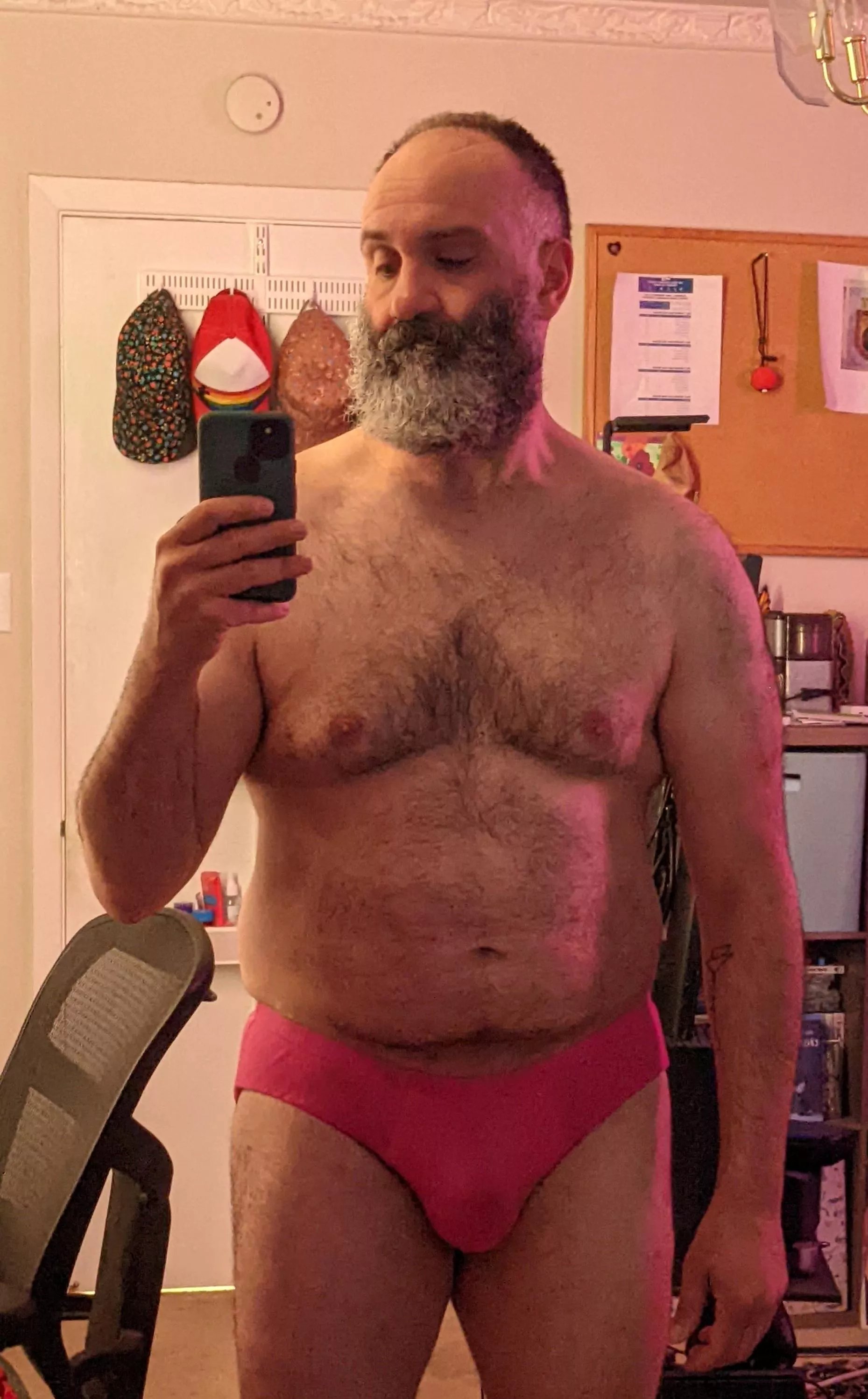 [39] feeling it on a friday posted by tucotorresx