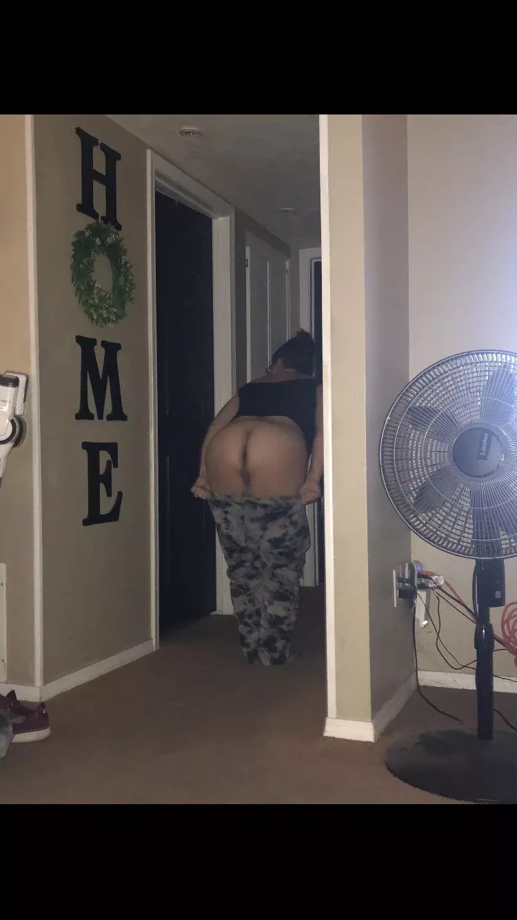 39 year old milf Ass😋😋 posted by Fair_Concentrate8428