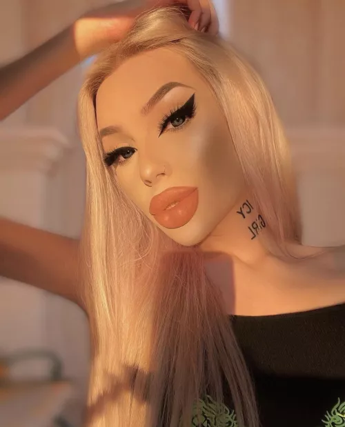 ❗️40% discount ONLY $8,99❗️ONLY FANS (link in bio) +130 POSTS ✨21 years old plastic barbie with big fake lips and fake boobs👀✨QUICK response to DMs🔥special/private requests available ✨sexting 🔥dick rates ✨fishnets/stockings 🔥l by charlotteventurax