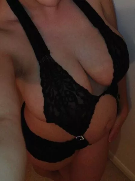 40, Mombod. posted by Mental-Oil-8024