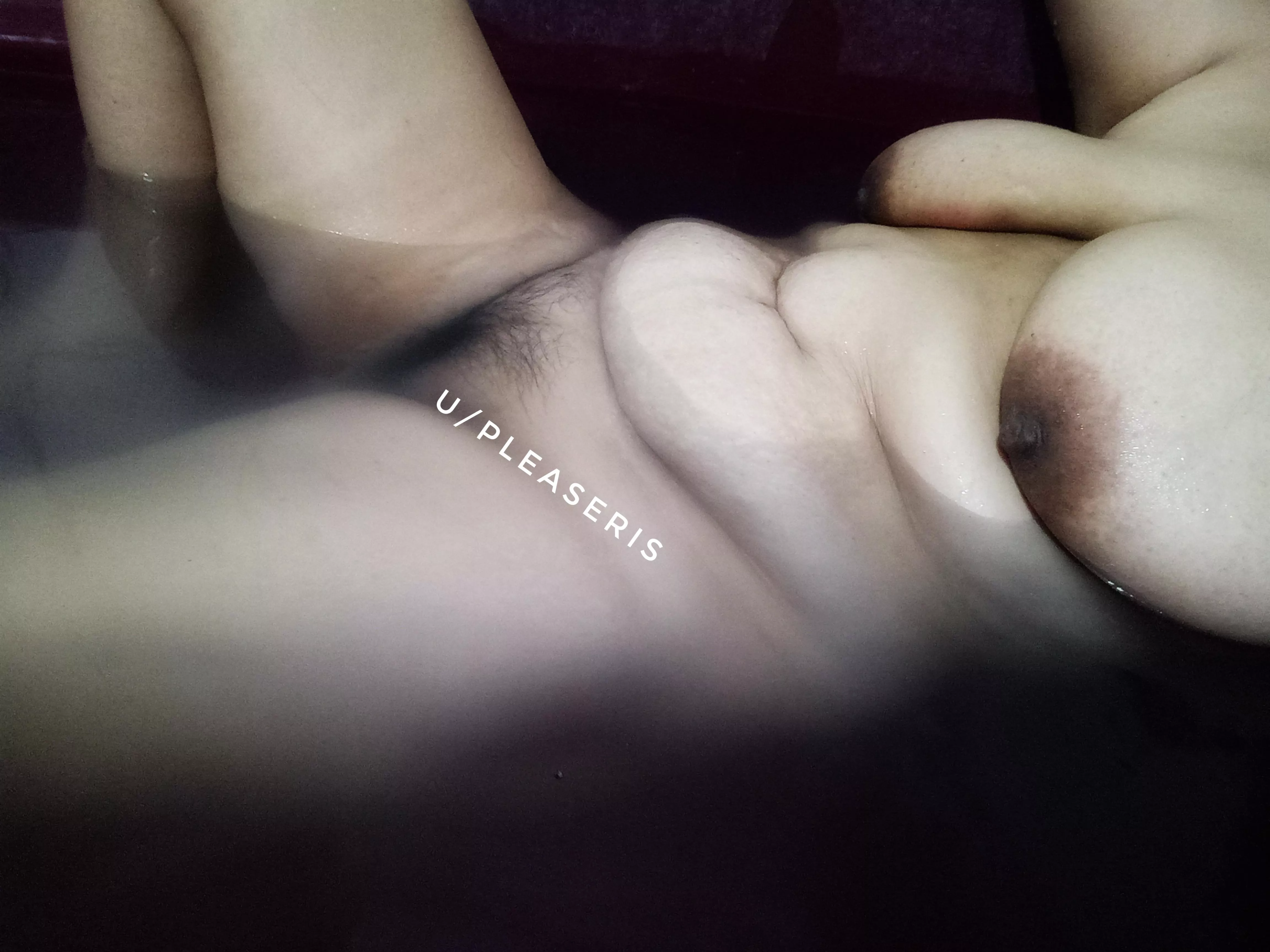 40c hot day (f) posted by pleaseris