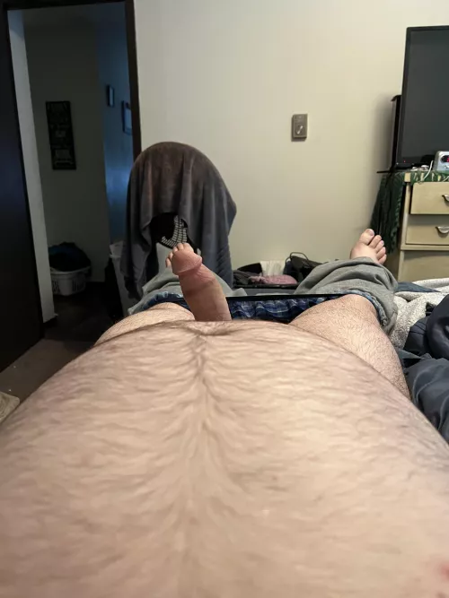 [40M] The best part of working from home is the ability to get naked and rest on break. Any ladies mind helping me out? by RendarSelin