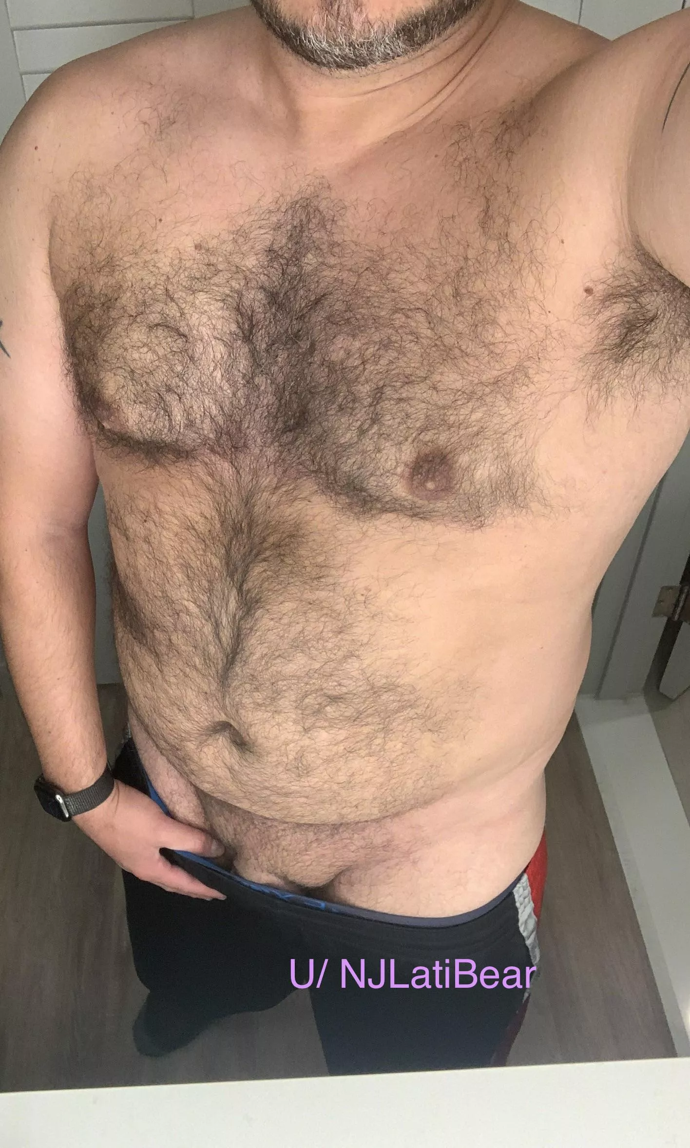 [40s] Preactivity selfie. Who’s coming with me? posted by njlatinbear