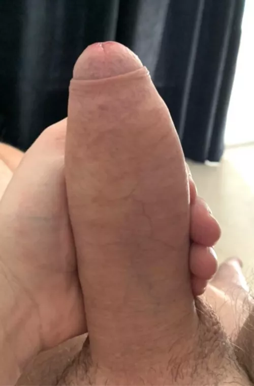 [41] Does anyone like smooth, thick, girthy, fat uncut dicks? by olderdaddy40