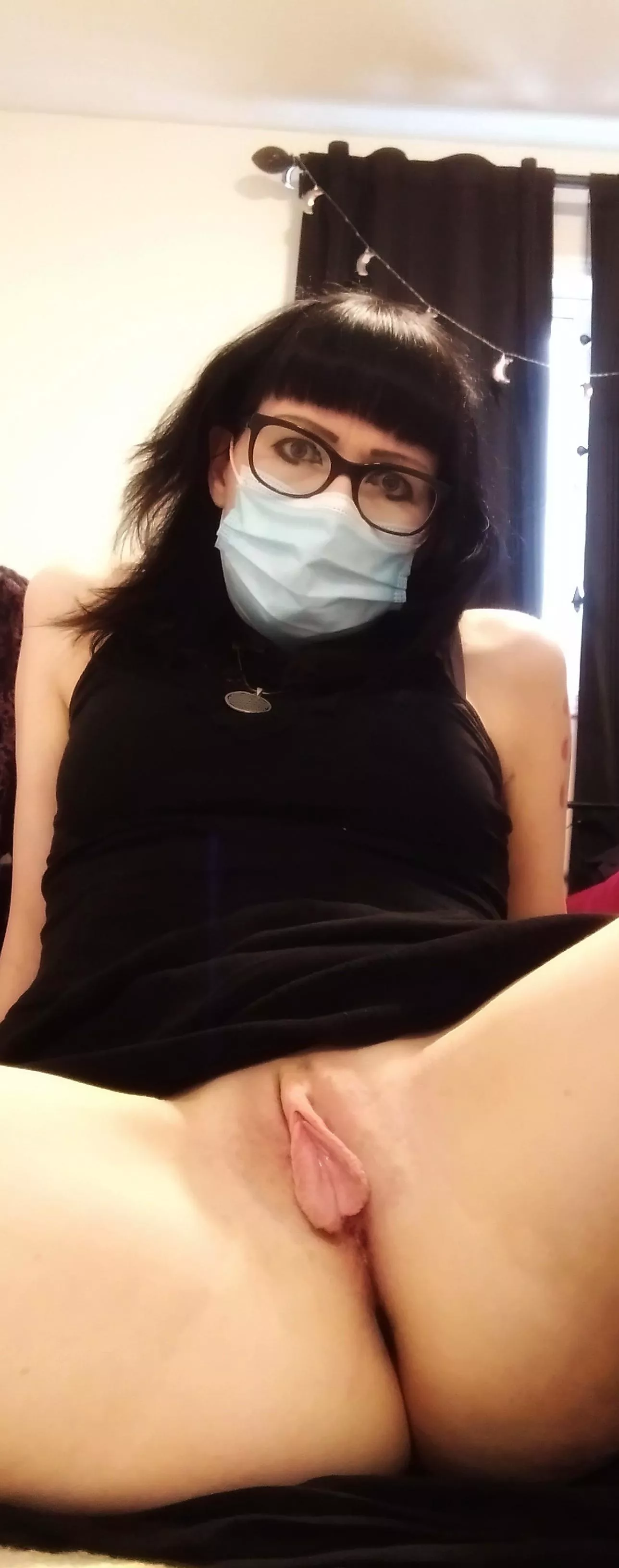 41 (f) Anyone a fan of big pussy lips? 🥺 posted by isoneph