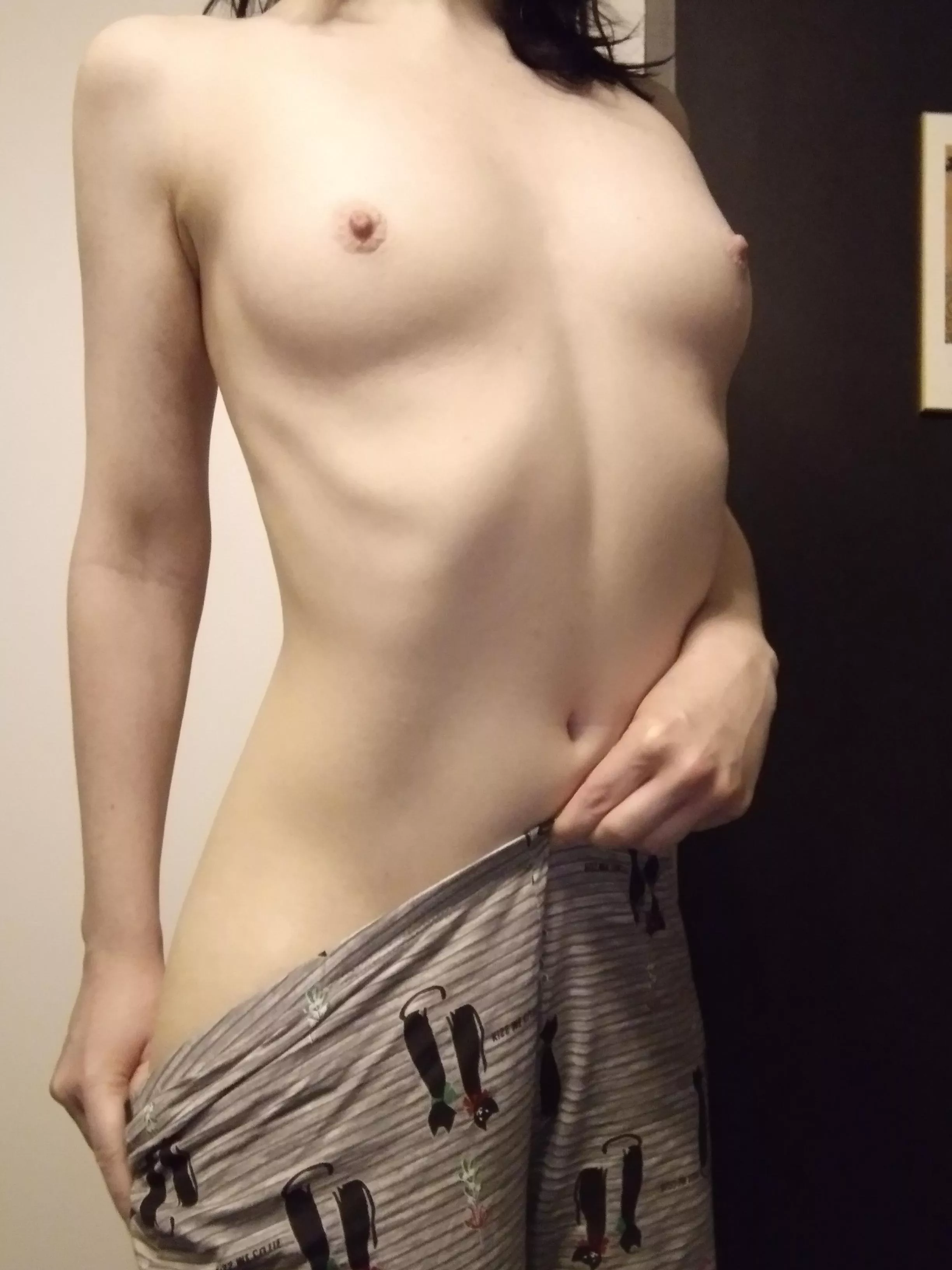 41 (f) Good morning! Can't decide if I should stay in my pajamas or not ;) posted by isoneph