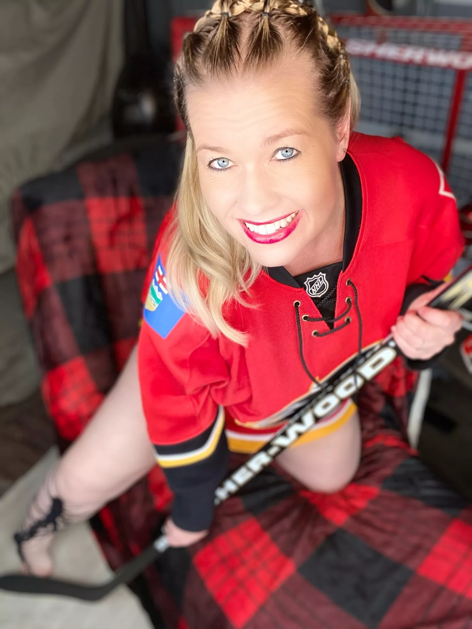 (42) Hockey milf 💋 posted by Traci_Love