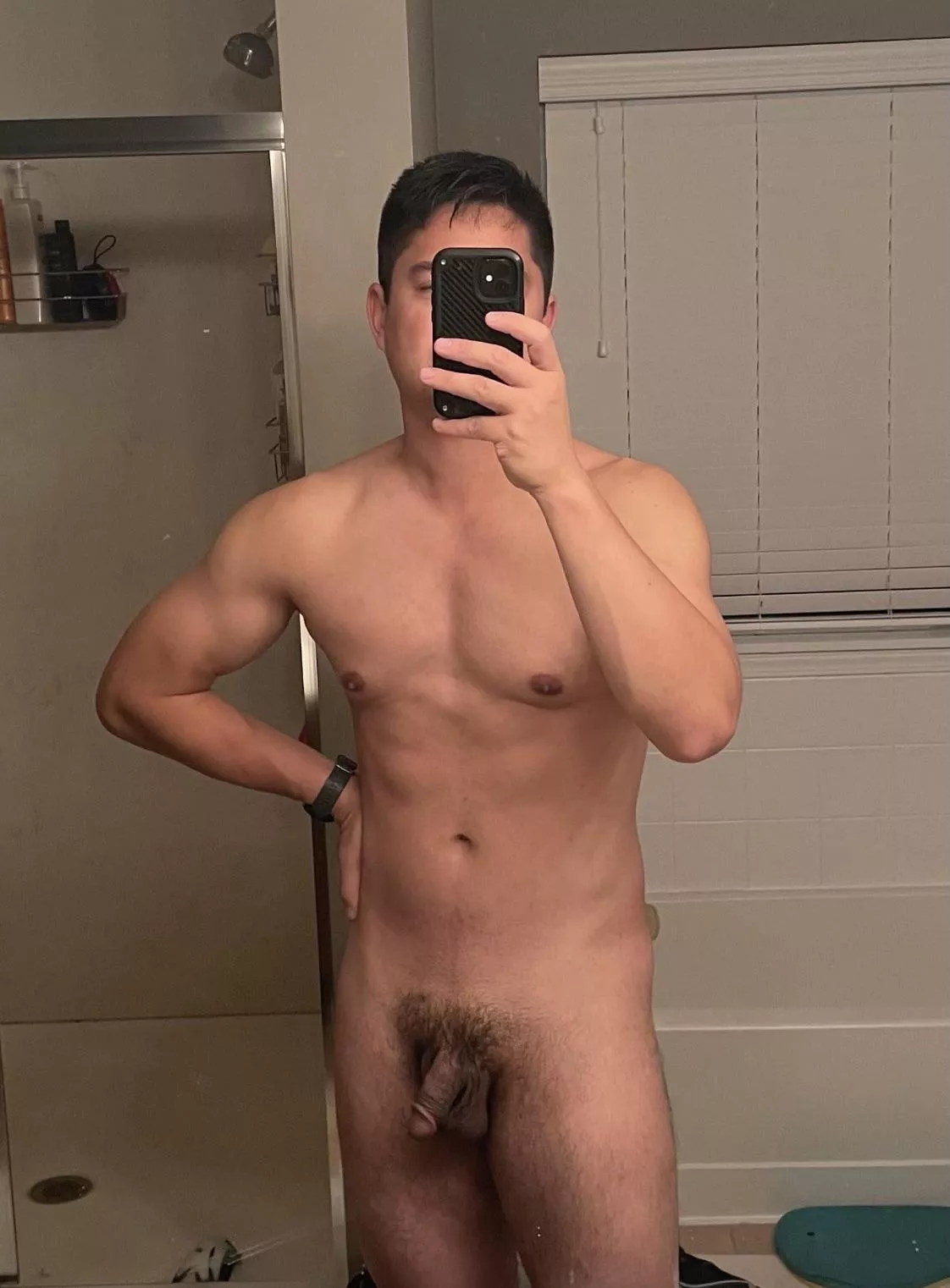 [42] Nighttime workout…anyone want to help me get sweaty again? posted by aznthrowaway101