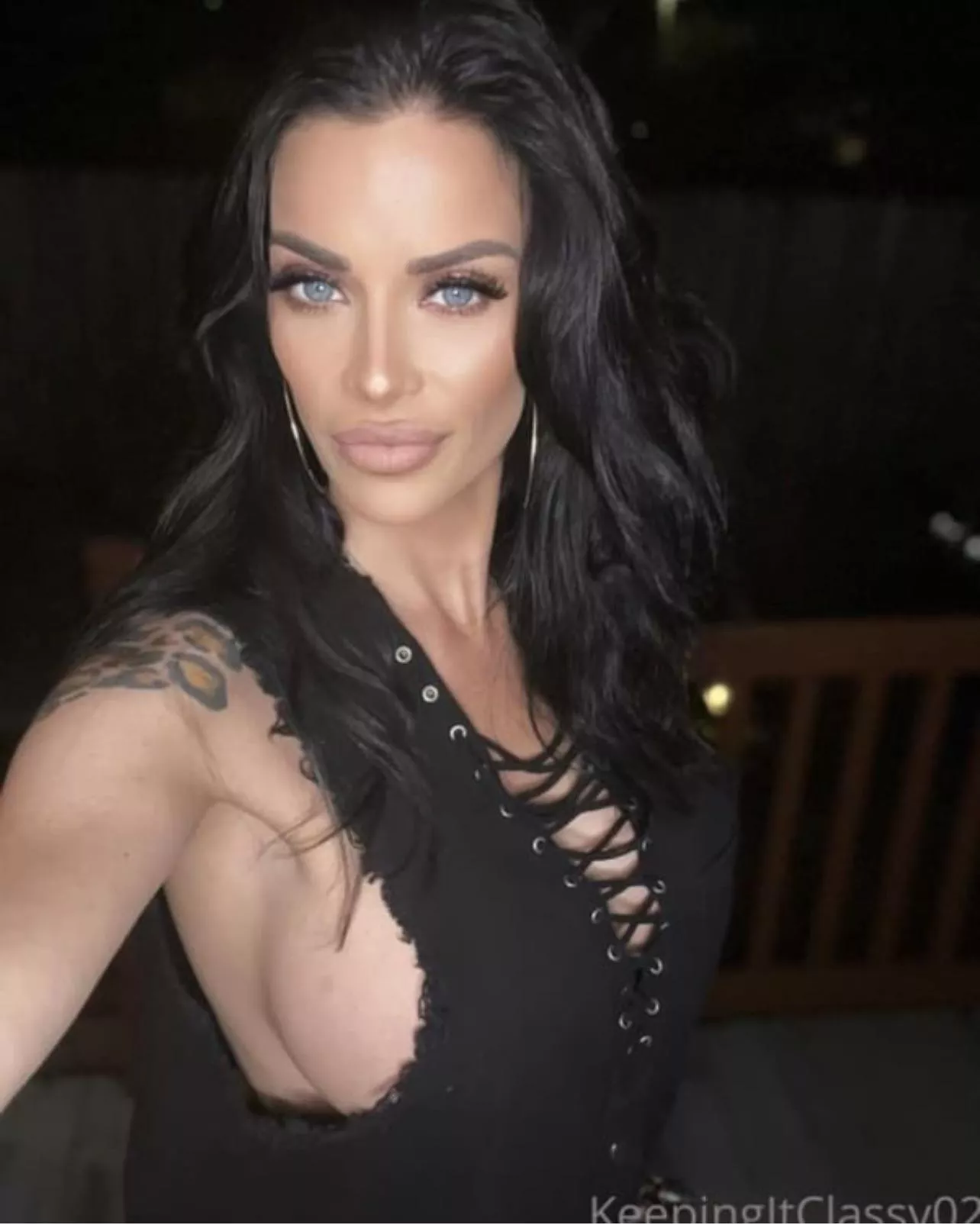 43yo Lauren Sky!! Love the sight of her side boob!! posted by LGMcbeard