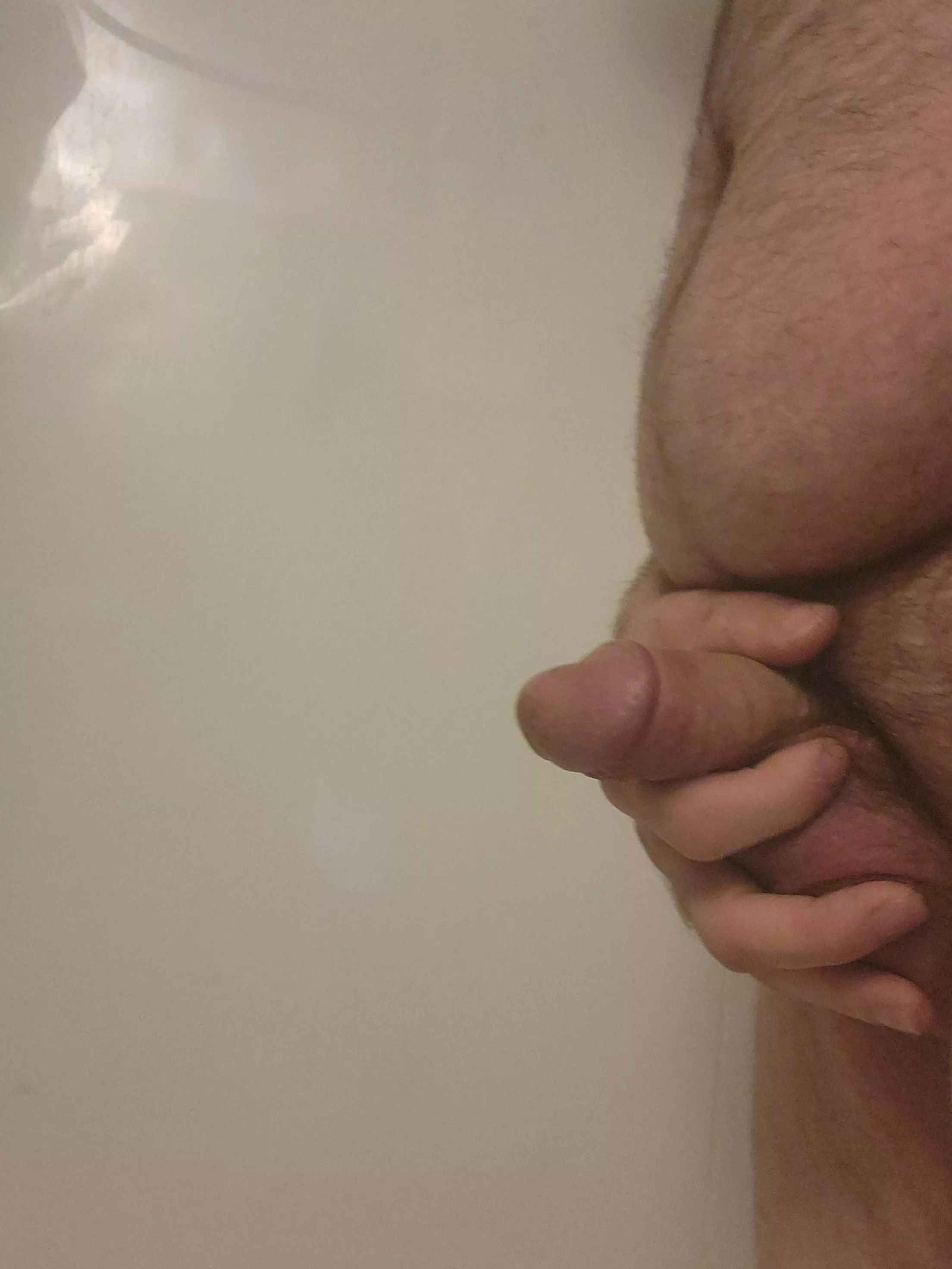 [44] Tiny Tug Time posted by PervInPrivate