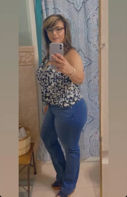 44 yo Latina milf school teacher by uptown956