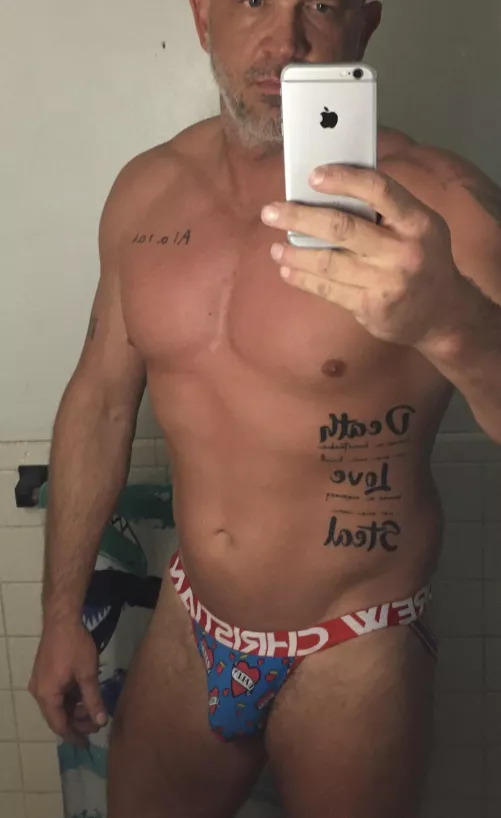 44m- to old to post here?? by SI1080