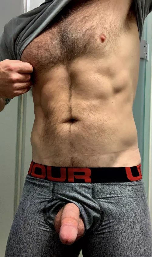 [45] hey by yellowstoned_4oh6