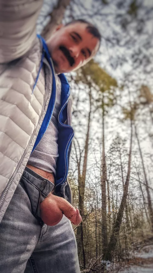 45. I'll be waiting for you about 20 minutes from the trailhead by OtterboxPDX