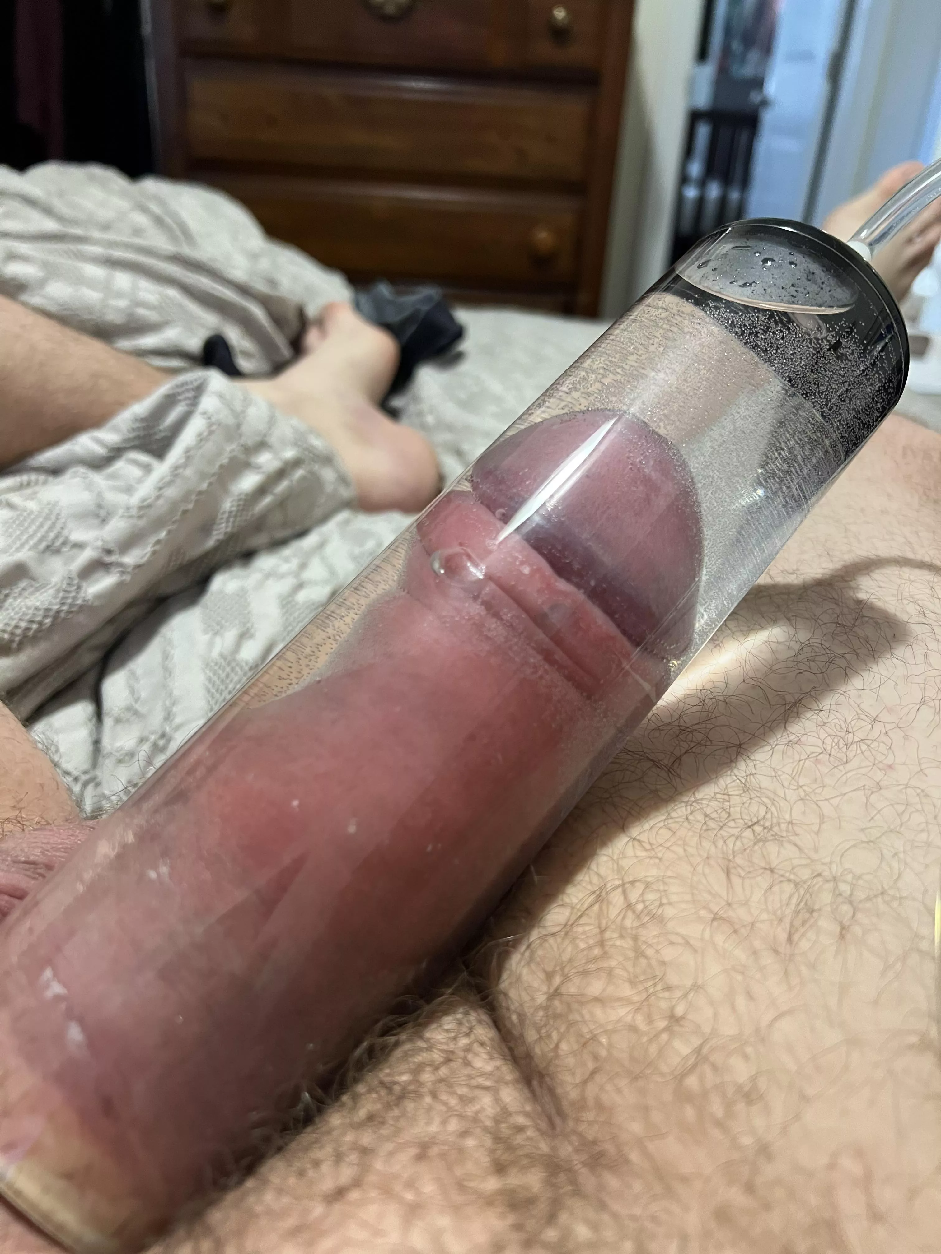 45 minutes into my pump, how long do you guys pump for a day? posted by YoungDaddy609