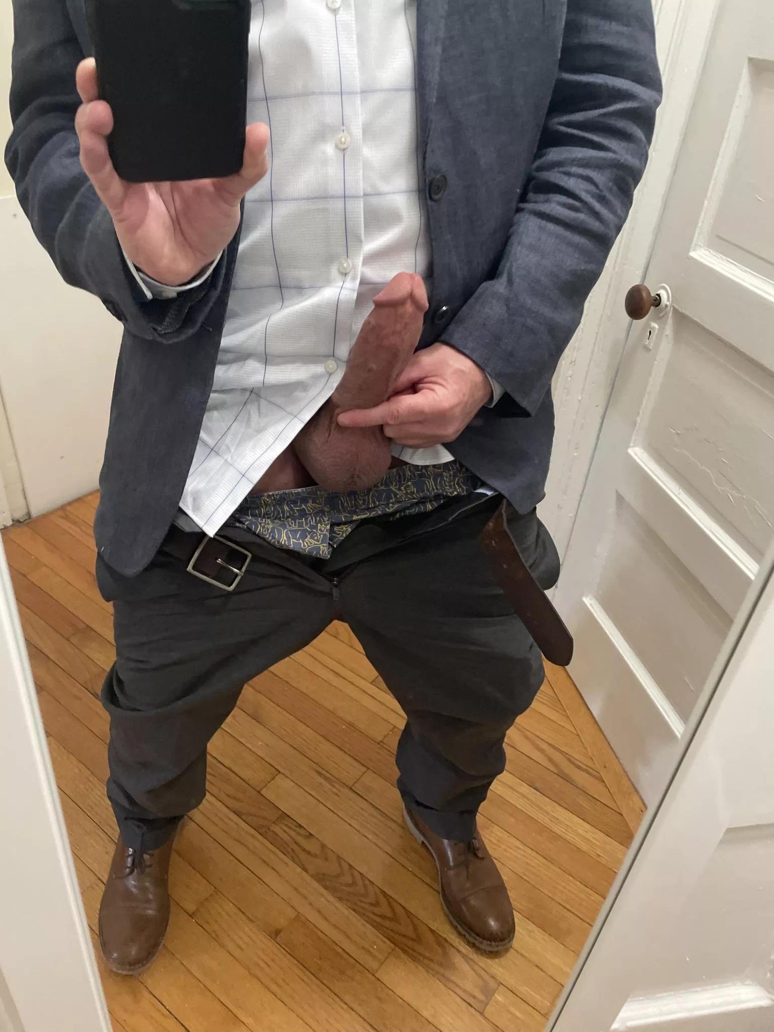 (47) do you like guys in suits? posted by thejewfrobelow