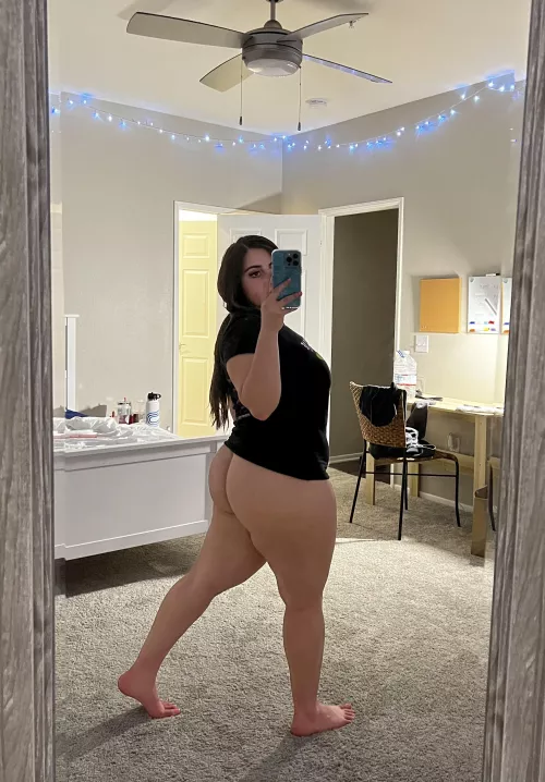 5 foot and i love getting fucked by IraqiFootMine