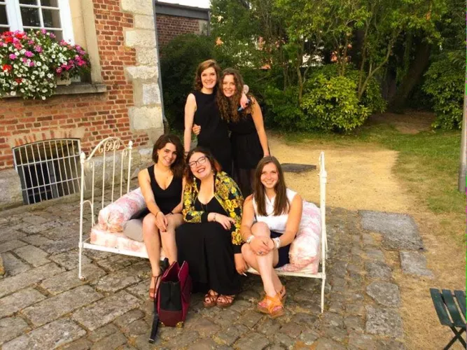 [5] Which one do you want as a friend with benefits? by Beginning-Pool-1542